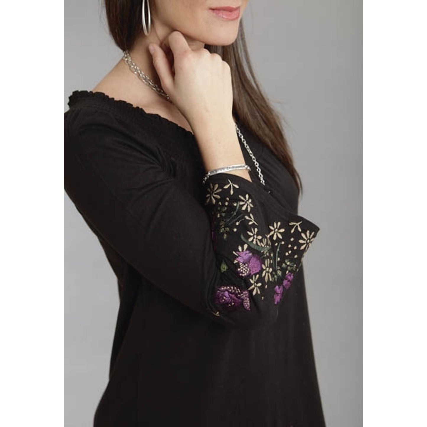 5-901230-blackdetail.jpg