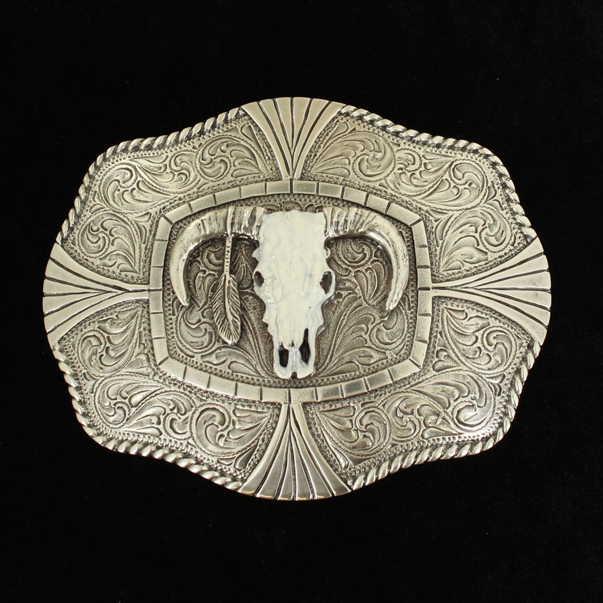 Nocona Mens Rectangle Roped Edge White Steer Buckle