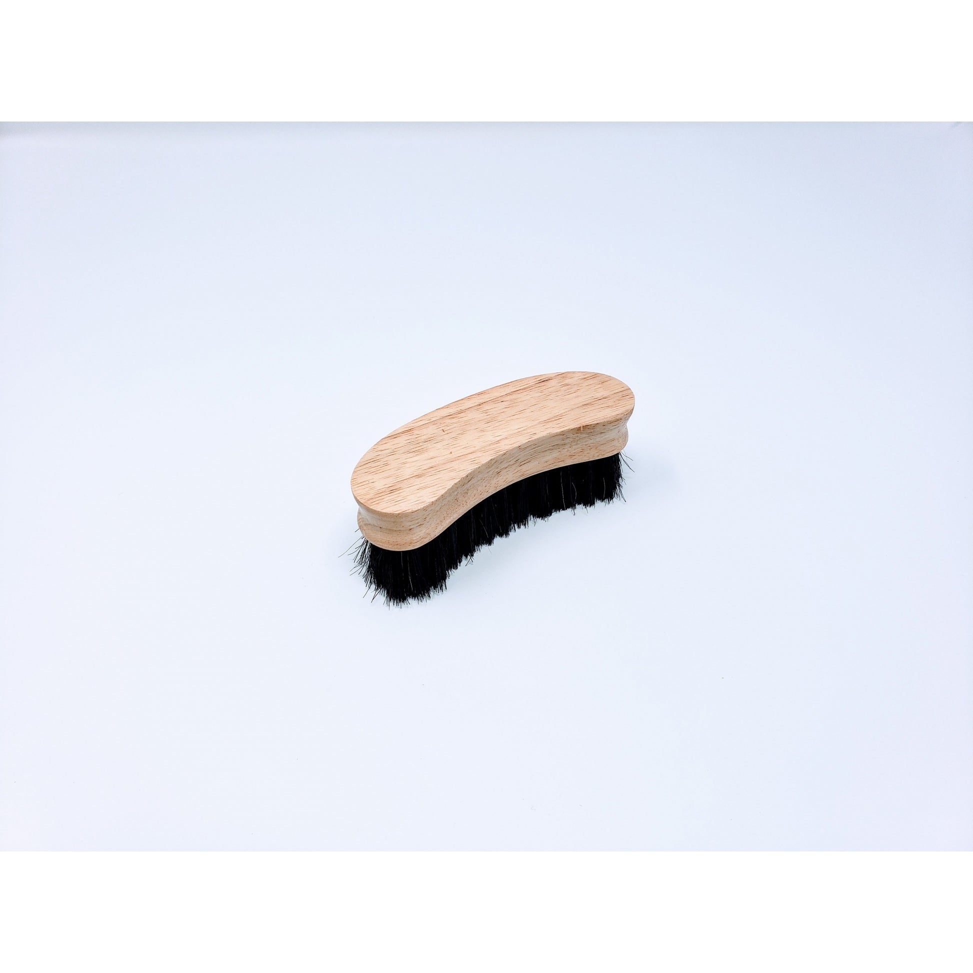 Legends Horsehair Crescent Face Brush "Black Beauty"