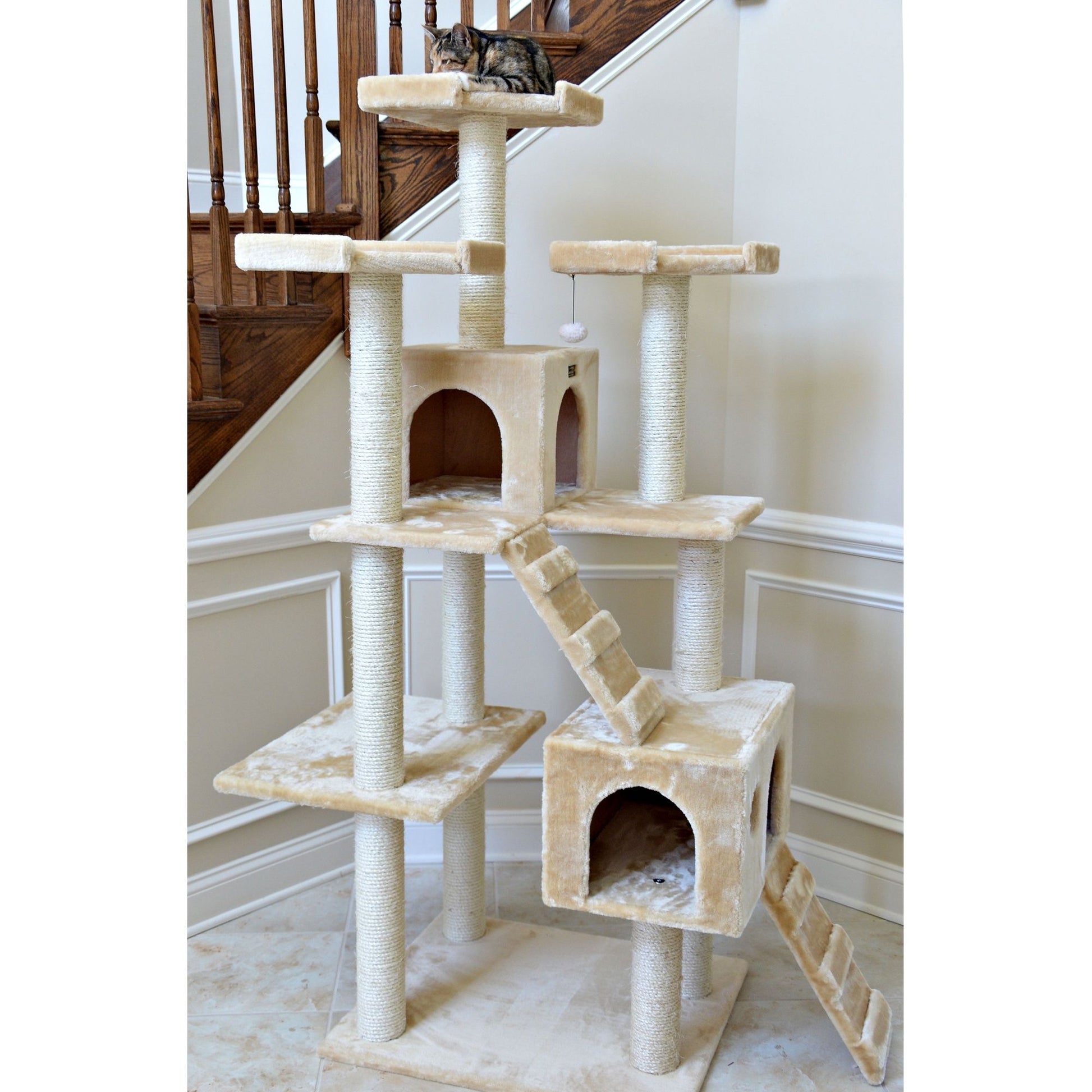 Armarkat A7401 Classic Real Wood Cat Tree