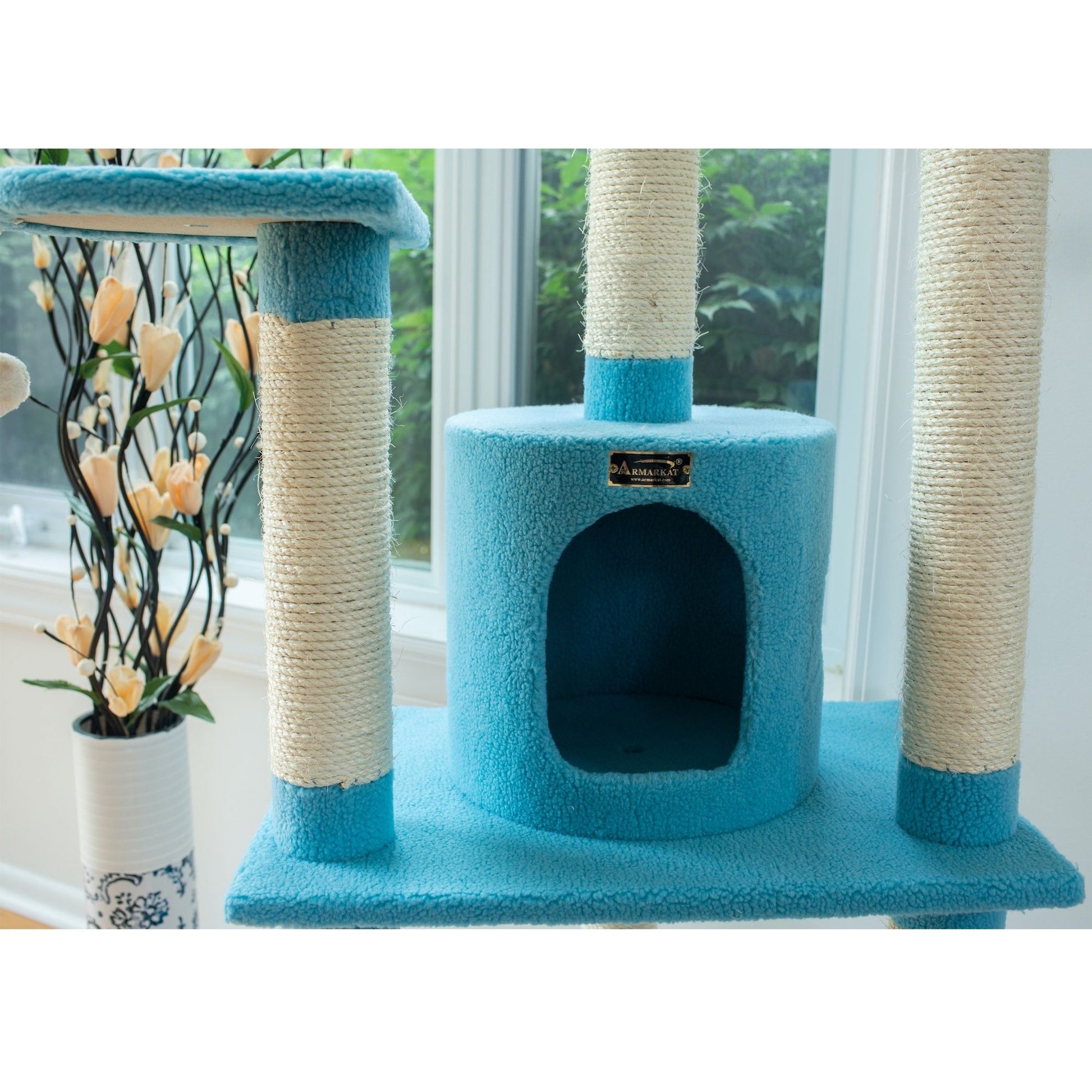 Armarkat B6605 Classic Real Wood Cat Tree