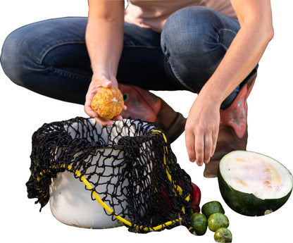 Texas Haynet Busy Bag Chicken Feeder