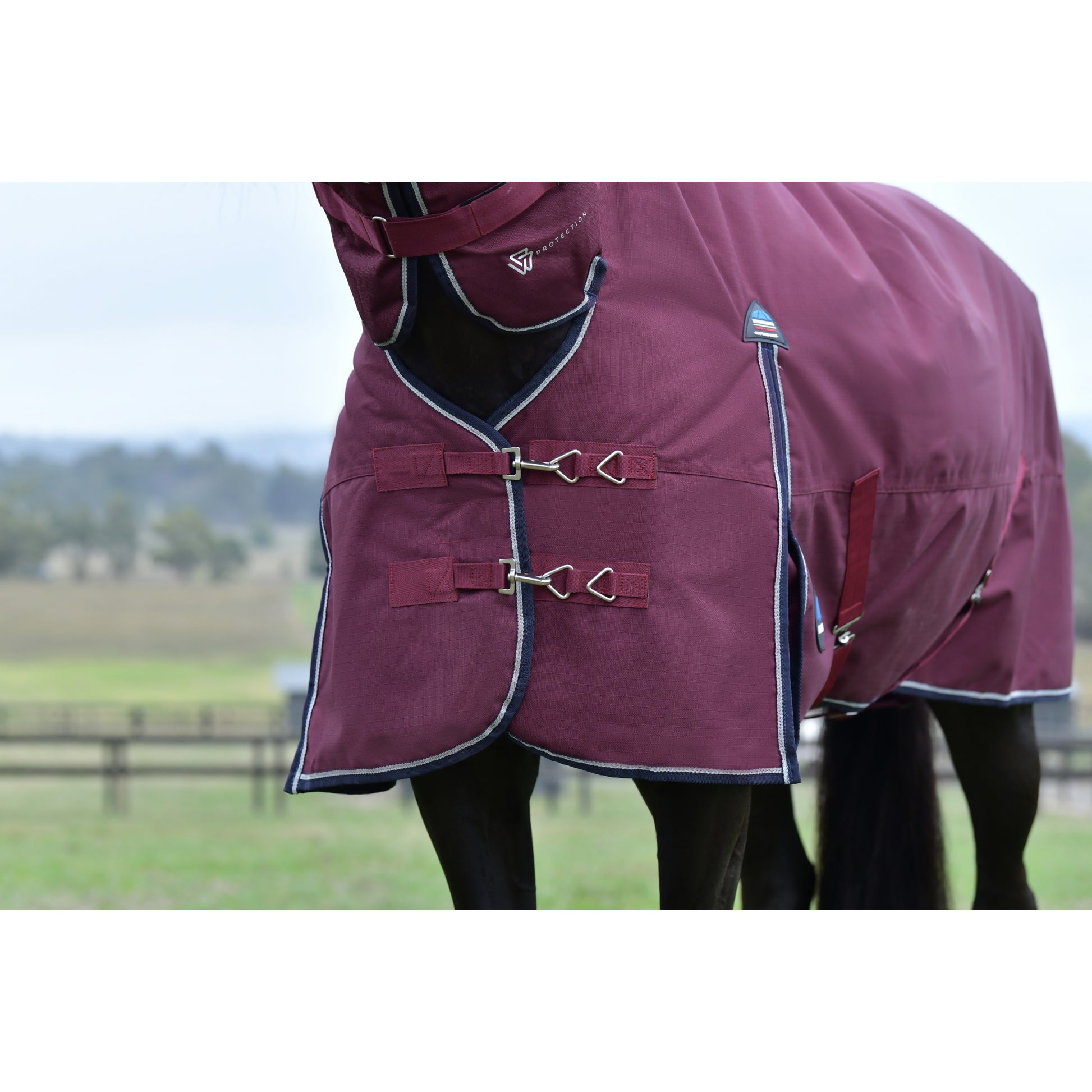 Weatherbeeta ComFiTec Essential Turnout Combo Neck 220g
