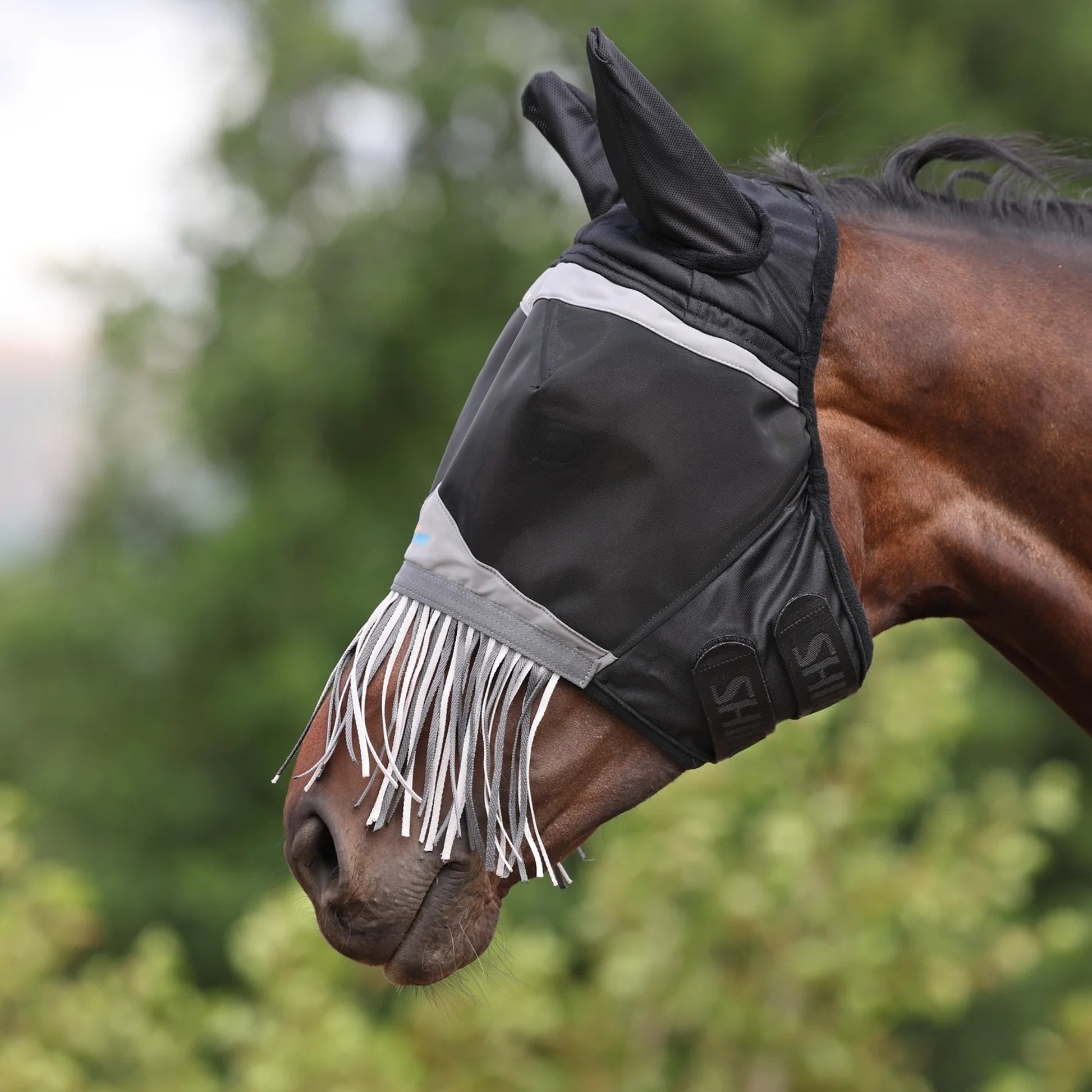 Shires FlyGuard Pro Fine Mesh Fly Mask with Ears & Nose Fringe