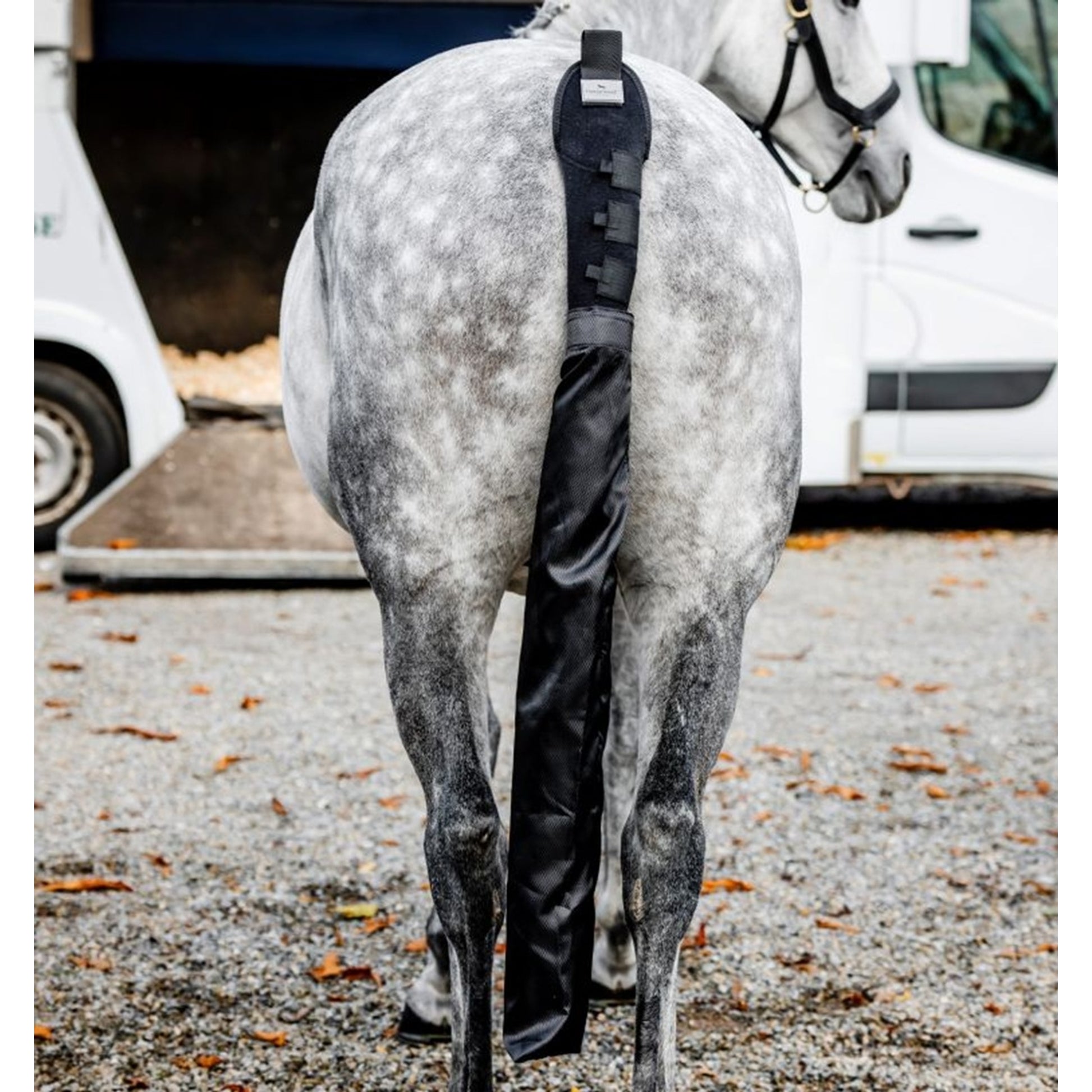 Horseware Tail Guard and Bag