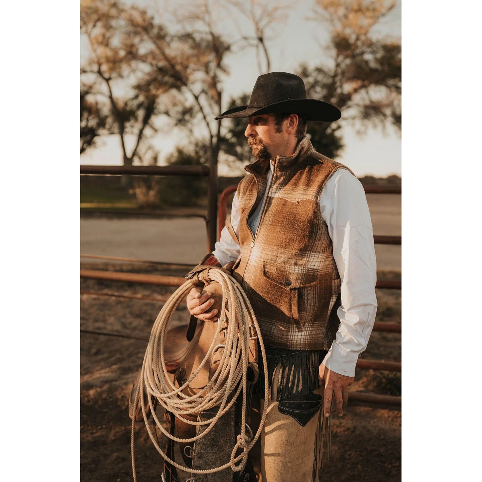 Outback Trading Mens Felix Vest