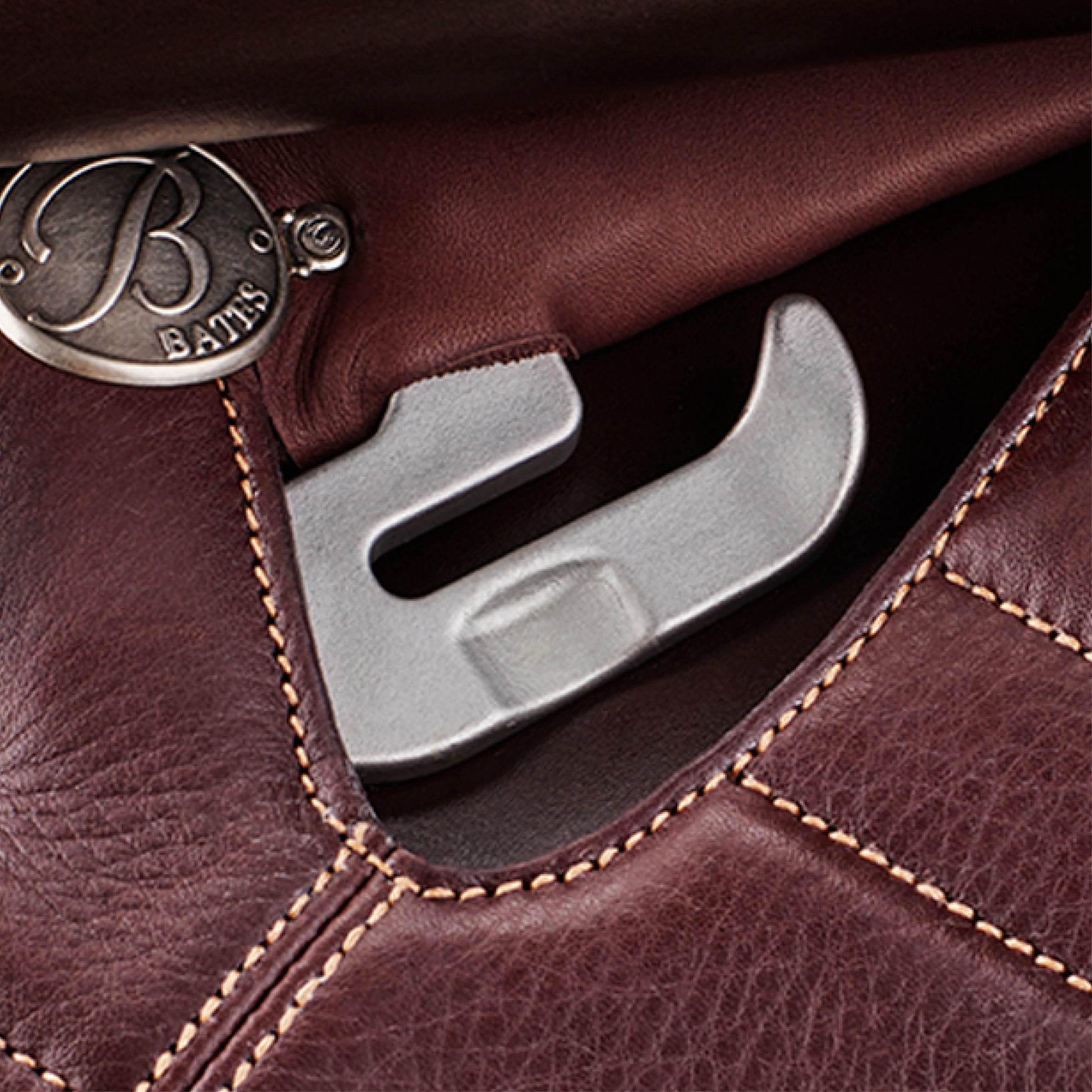 Bates Elevation Saddle
