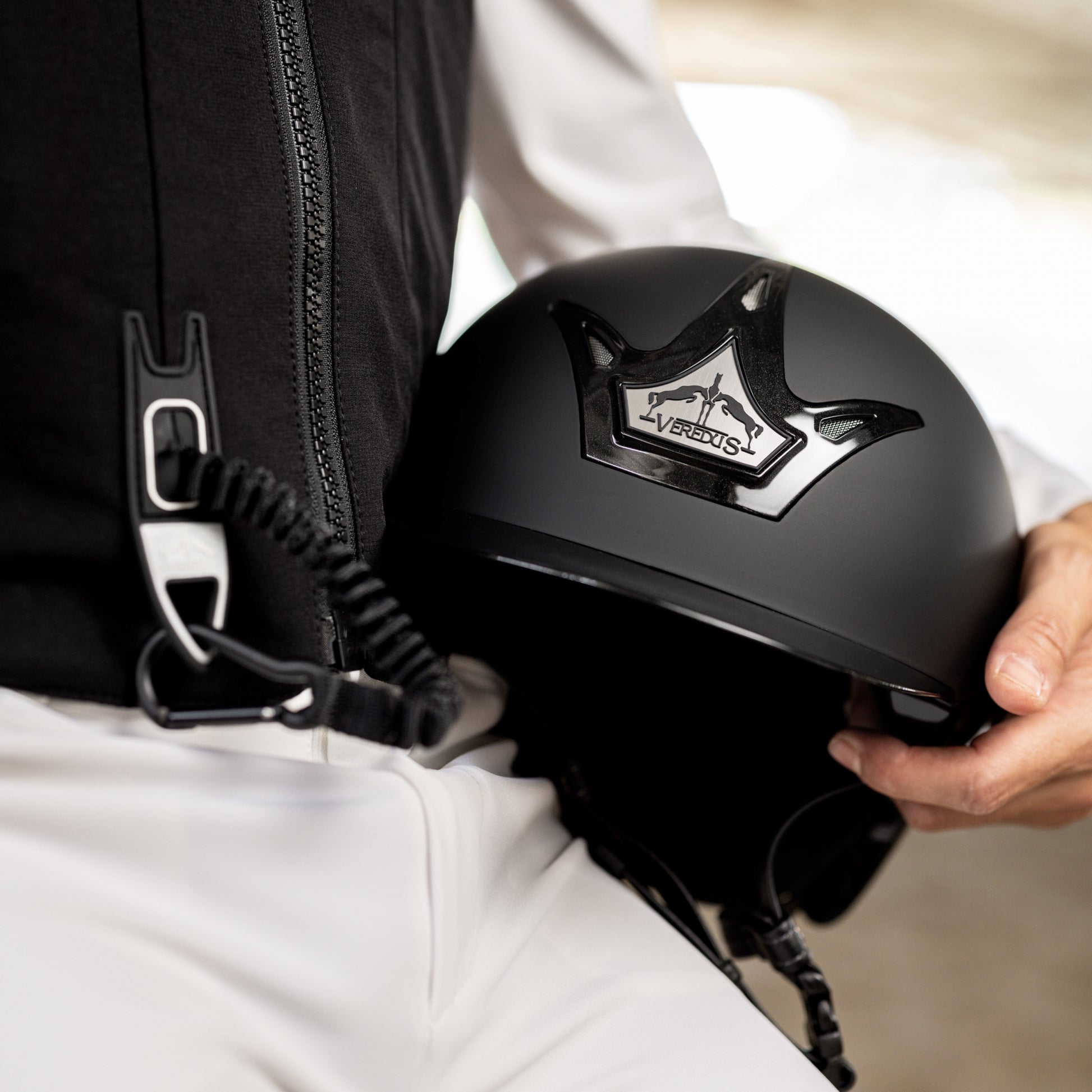 Veredus Vita GST Matte Riding Helmet with Standard Visor