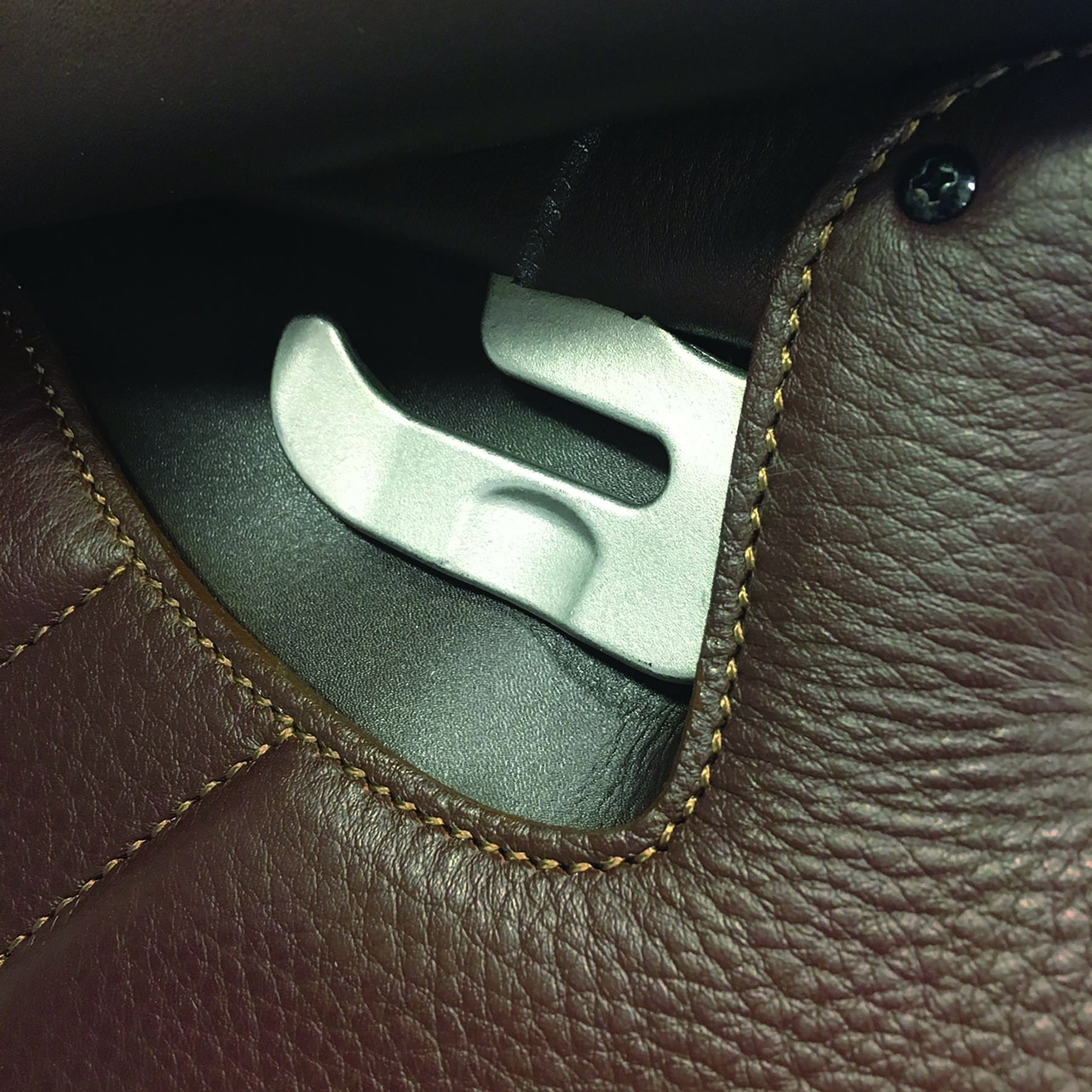 Bates Pony Elevation+ Saddle with CAIR