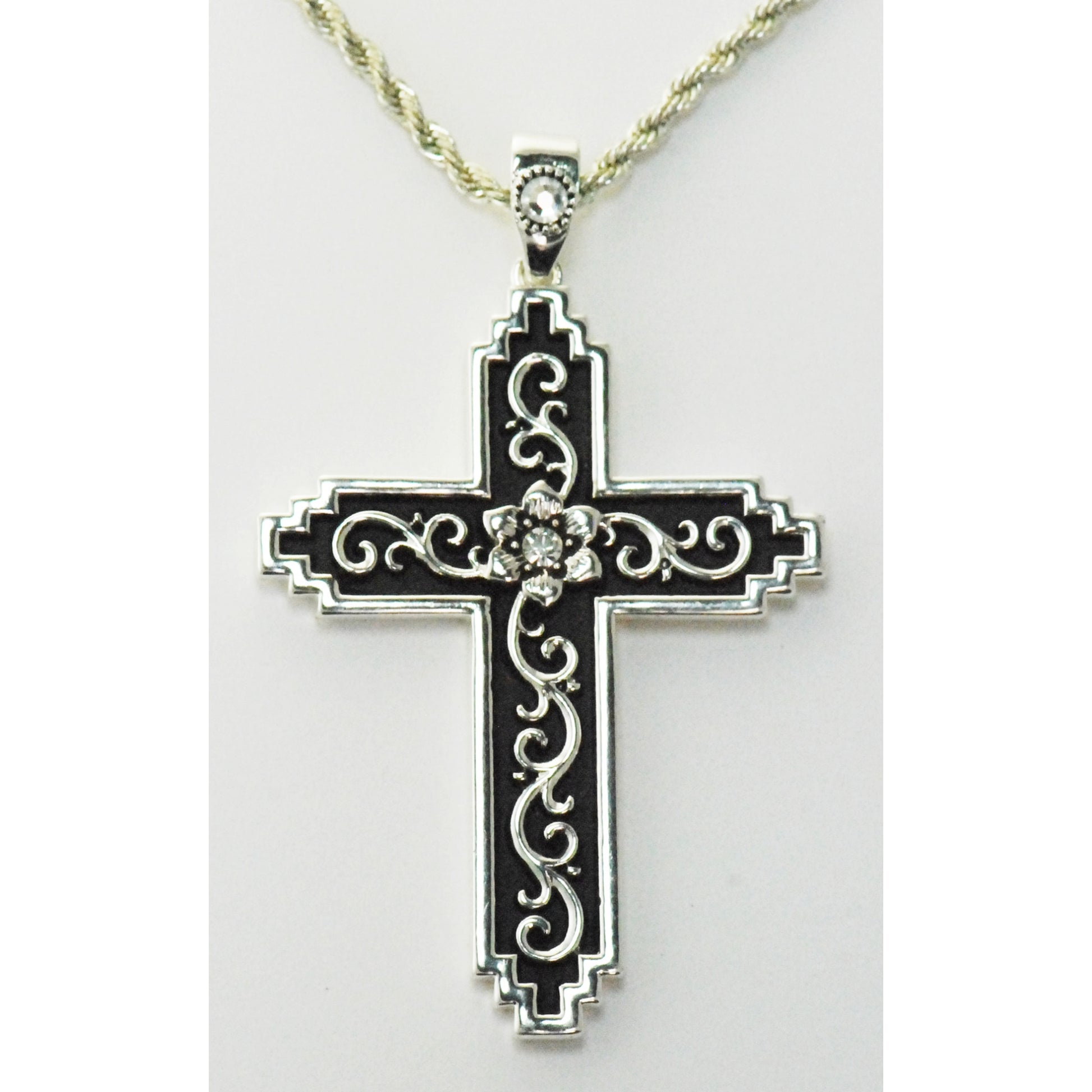 Western Edge Jewelry Filigree Crystal Stones Necklace