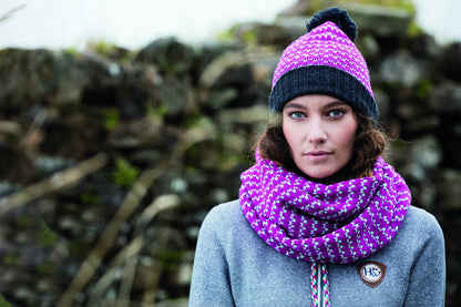 Horseware Ladies Bobble Hat & Scarf Set