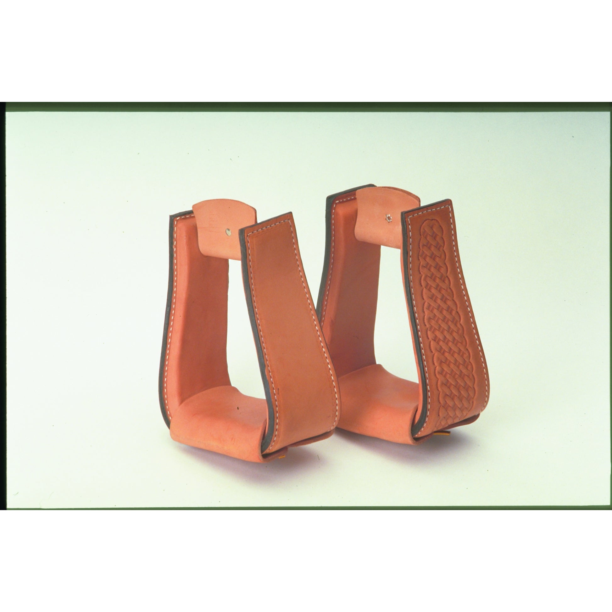 Colorado Saddlery Deep Reversible Roper Stirrups