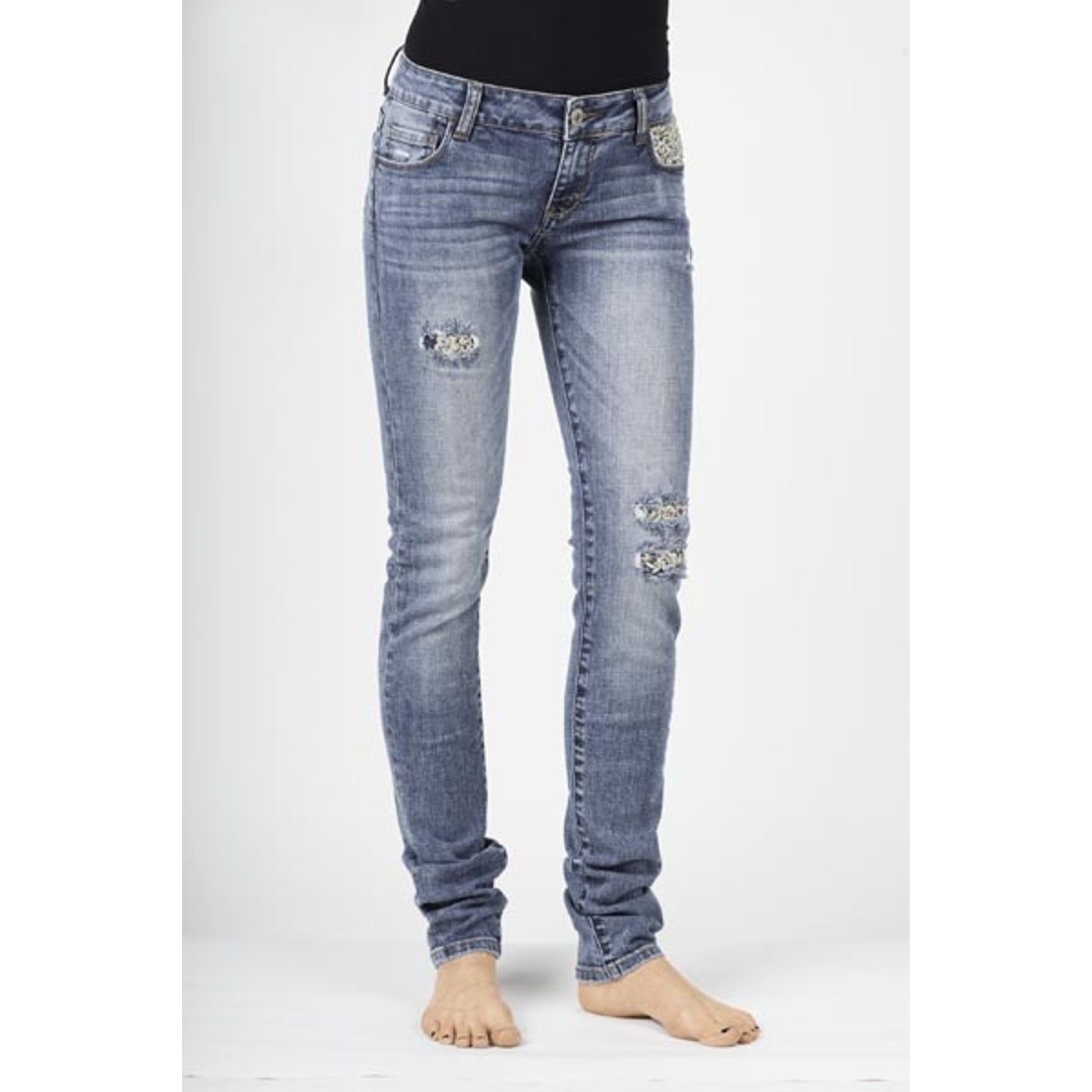 Stetson Ladies 503 Ravish Cream Scroll Embroidery Rhinestone Straight Leg Jeans