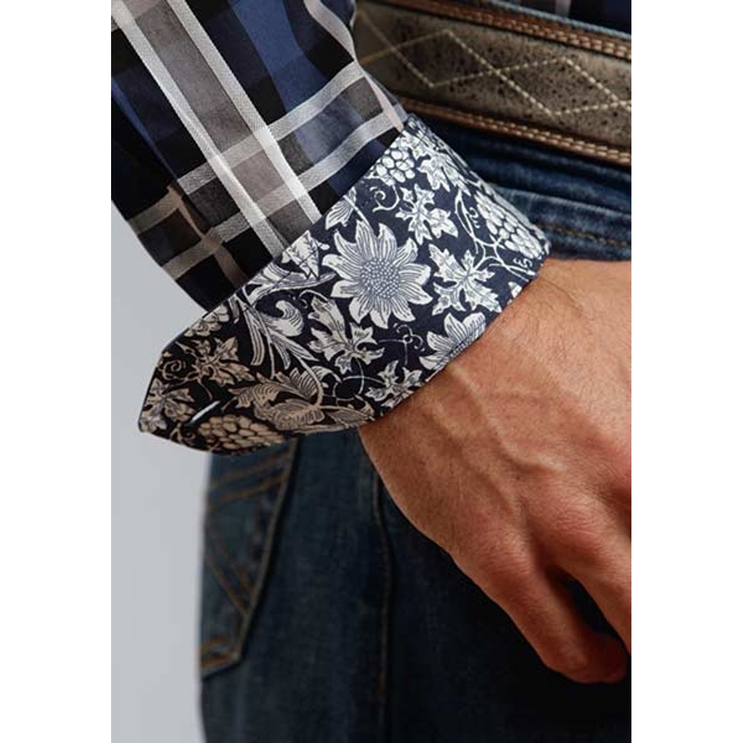 5-904304-bluecuff.jpg
