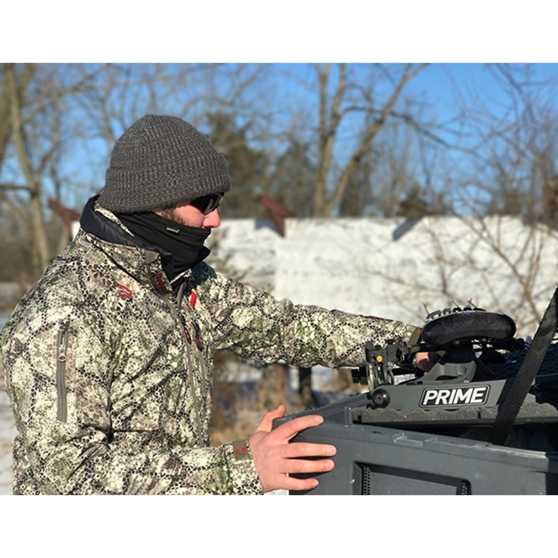Back on Track Performance Scarf Black