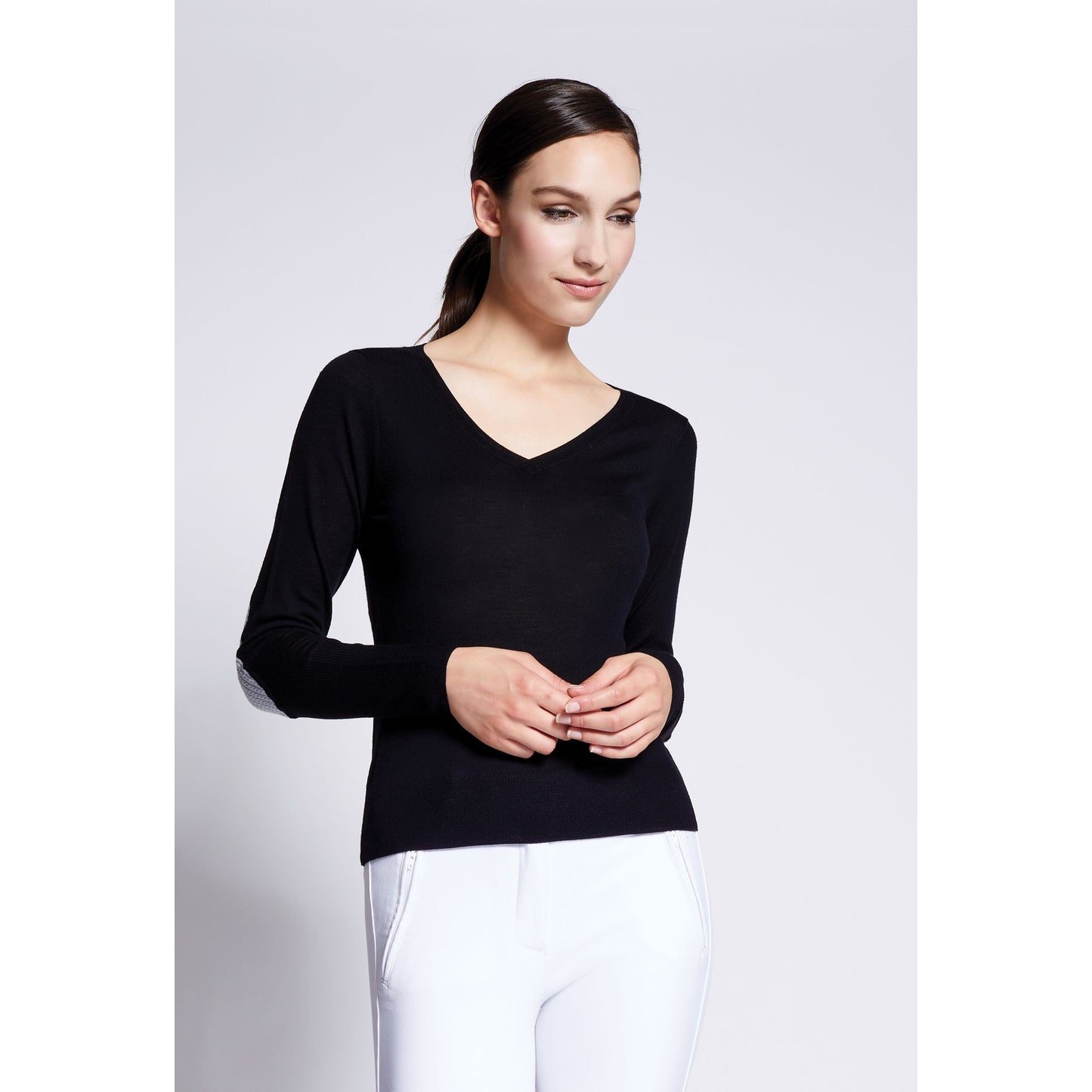 5-950703-black-front.jpg
