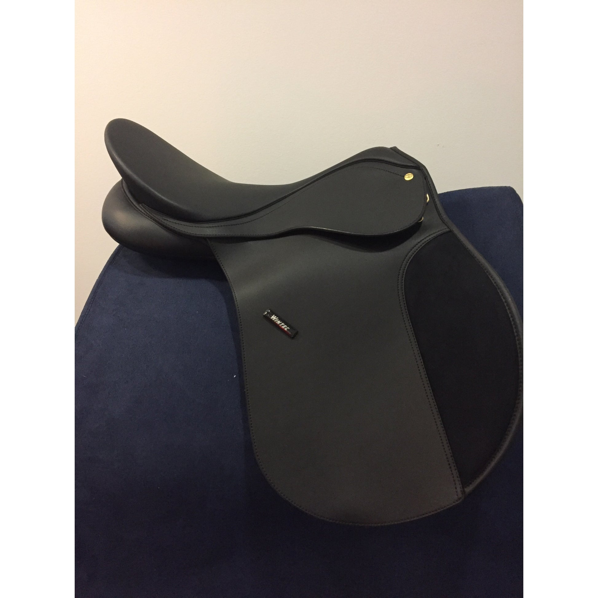 Wintec 250 All Purpose Flock
