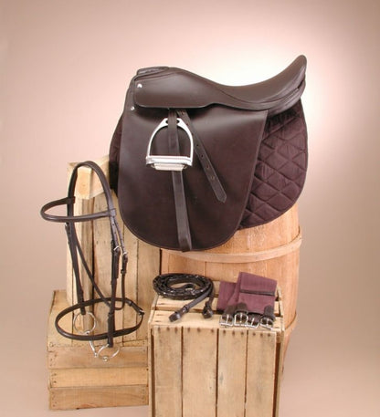 EquiRoyal Liberty Lane Fox Smooth Seat Wide Tree Show Saddle Package