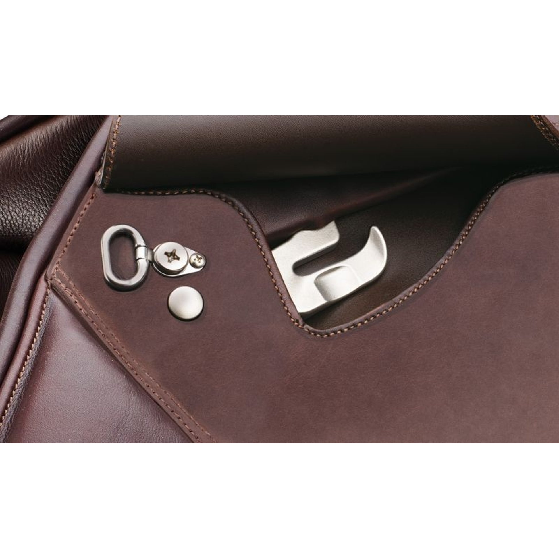 DEMO - Bates Caprilli Close Contact Classic Saddle with Cair & Forward Flap